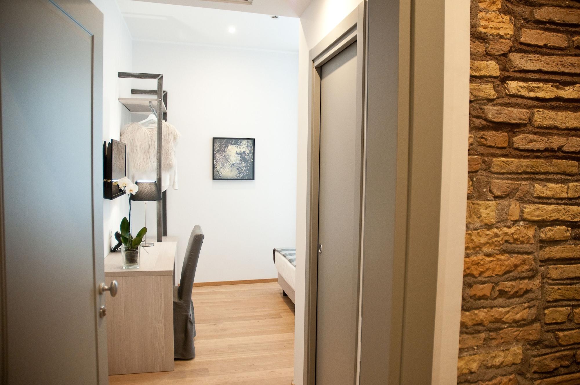 Giuturna Boutique Hotel Rome Exterior photo