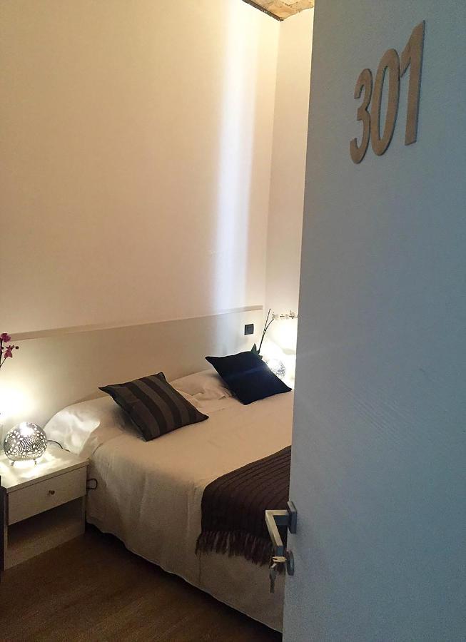Giuturna Boutique Hotel Rome Exterior photo